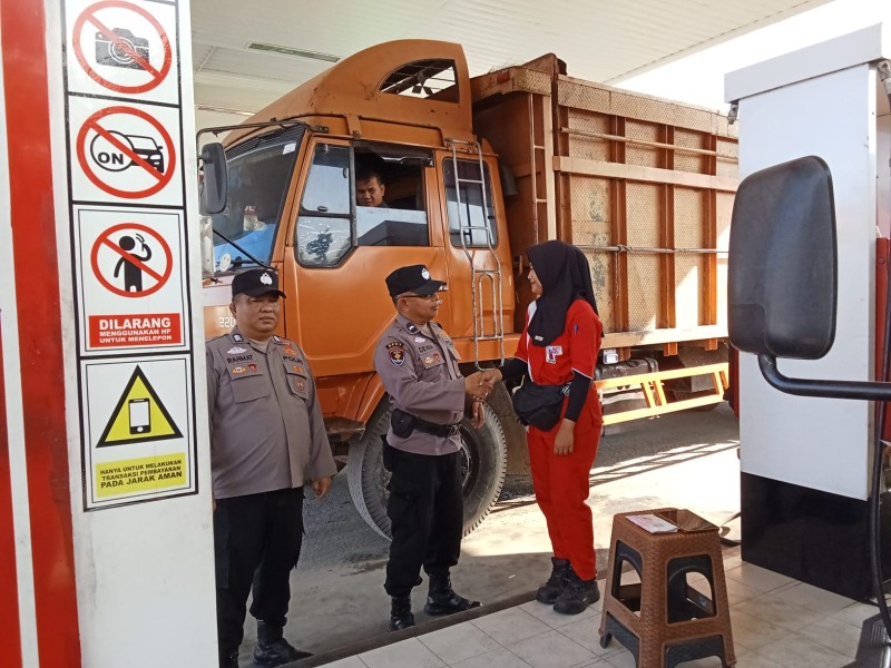 Polsek Bandar Sei Kijang Kembali  Laksanakan Kegiatan Rutin Yang Ditingkatkan (KRYD) di SPBU