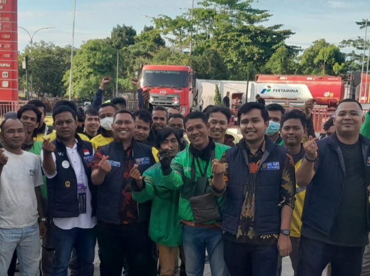 Program Jumat Berkah Bertuah KNPI Pekanbaru Berjalan Delapan Pekan, KNPI Juga Siap Dukung Program Zero Carbon City Pemko