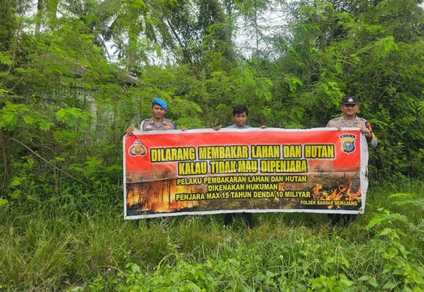 Patroli Karhutla! Kapolsek Bandar Sei Kijang Kembali Himbau Masyarakat Bijak Buka Hutan Tanpa Membakar