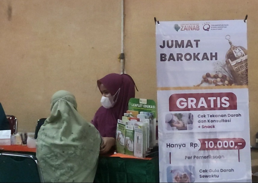 Program Jumat Berkah RSIA Zainab Adakan Cek Tensi Darah dan Konsultasi Gratis