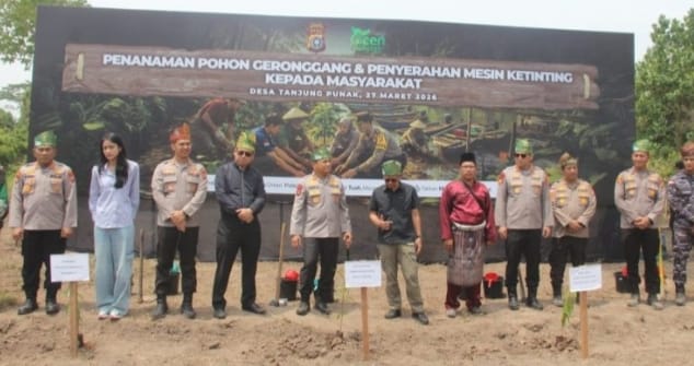 Kapolda Riau Tanam Geronggang di Pulau Terluar, DPN Elang Tiga Hambalang Beri Apresiasi