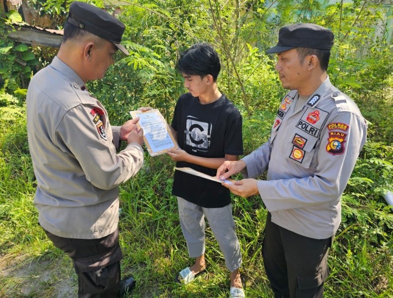 “Patroli Karhutla dan Penyebaran Maklumat, Polsek Bandar Sei Kijang Jaga Kamtibmas”