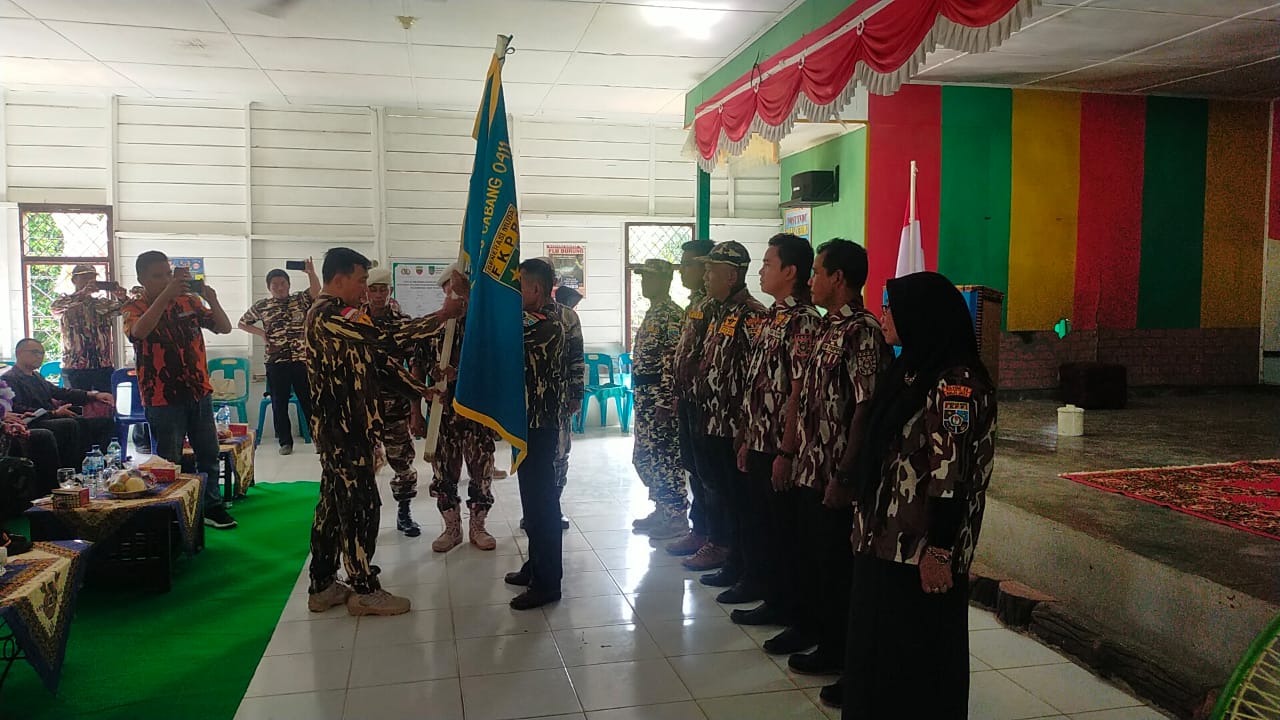 Ketua GM-FKPPI 0411 Rokan Hilir Lantik 7 Pengurus  Rayon Kecamatan