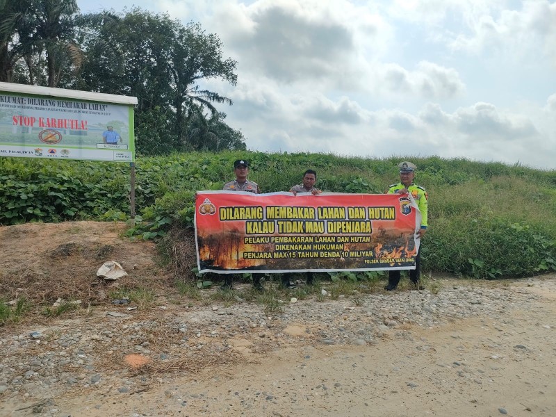 Waspada Karhutla! Kapolsek Bandar Sei Kijang Kembali Himbau Kepada Masyarakat Untuk Menjaga Hutan