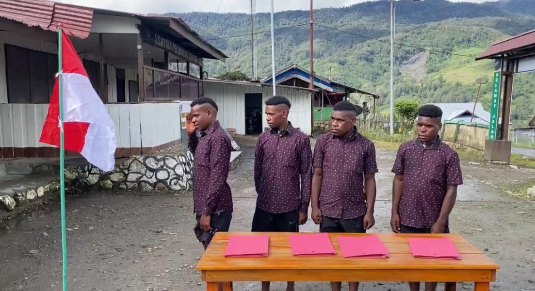 Empat Mantan Anggota OPM Berikrar Setia Kembali ke Pangkuan Ibu Pertiwi