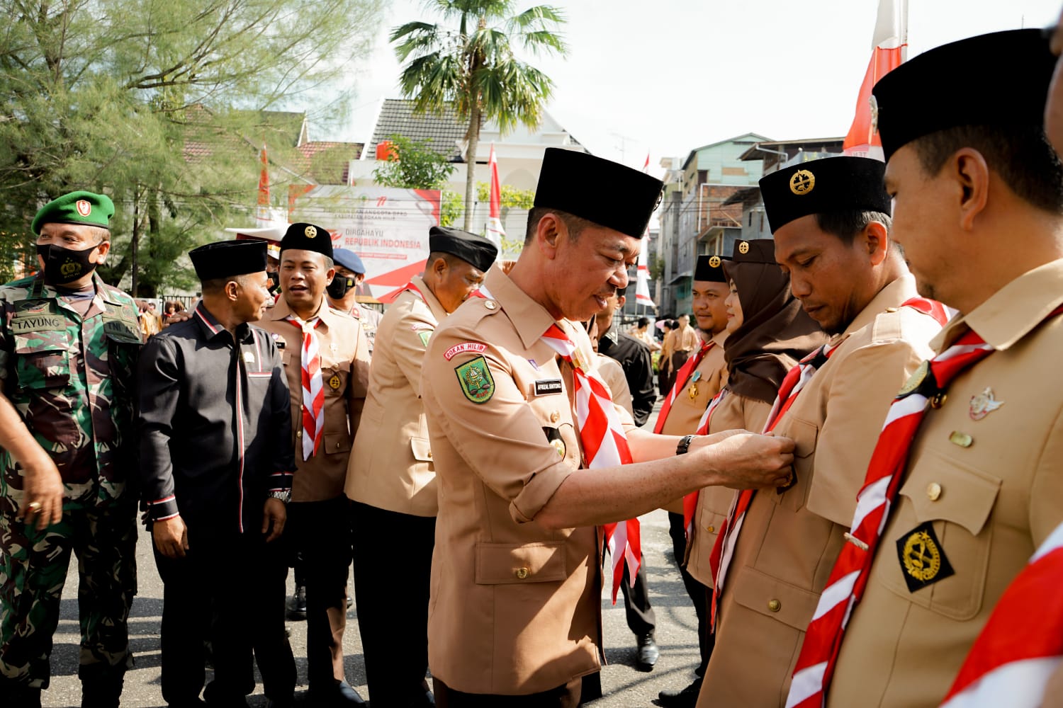Pimpin Upacara Peringatan Hari Pramuka ke-61, Bupati Rohil Sampaikan Sambutan Ketua Kwartir Nasional