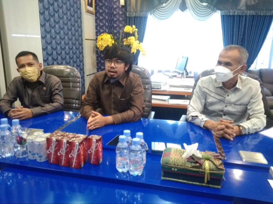 Ginda Burnama Tegaskan Ketua DPRD Pekanbaru Tetap Milik PKS