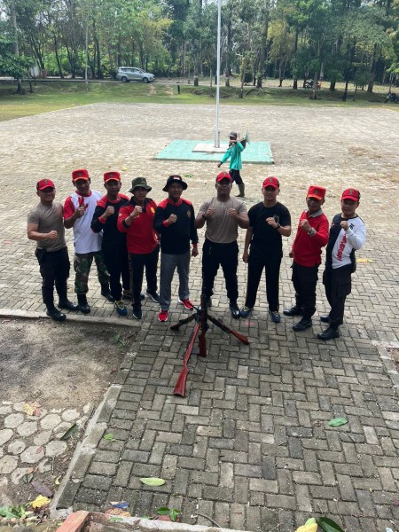 *Latihan Persiapan Pengibaran Bendera Merah Putih dalam Rangka HUT RI ke-80 di Kec. Bandar Sei Kijang*
