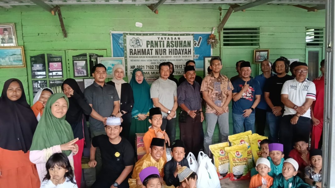 Tim Opsnal Subdit I Ditresnarkoba Polda Riau Gelar Bakti Sosial di Dua Panti Asuhan Pekanbaru
