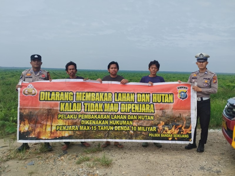 Polsek Bandar Sei Kijang Laksanakan Patroli Karhutla, Himbauan Telah Efektif Dalam Mencegah Membakar Hutan