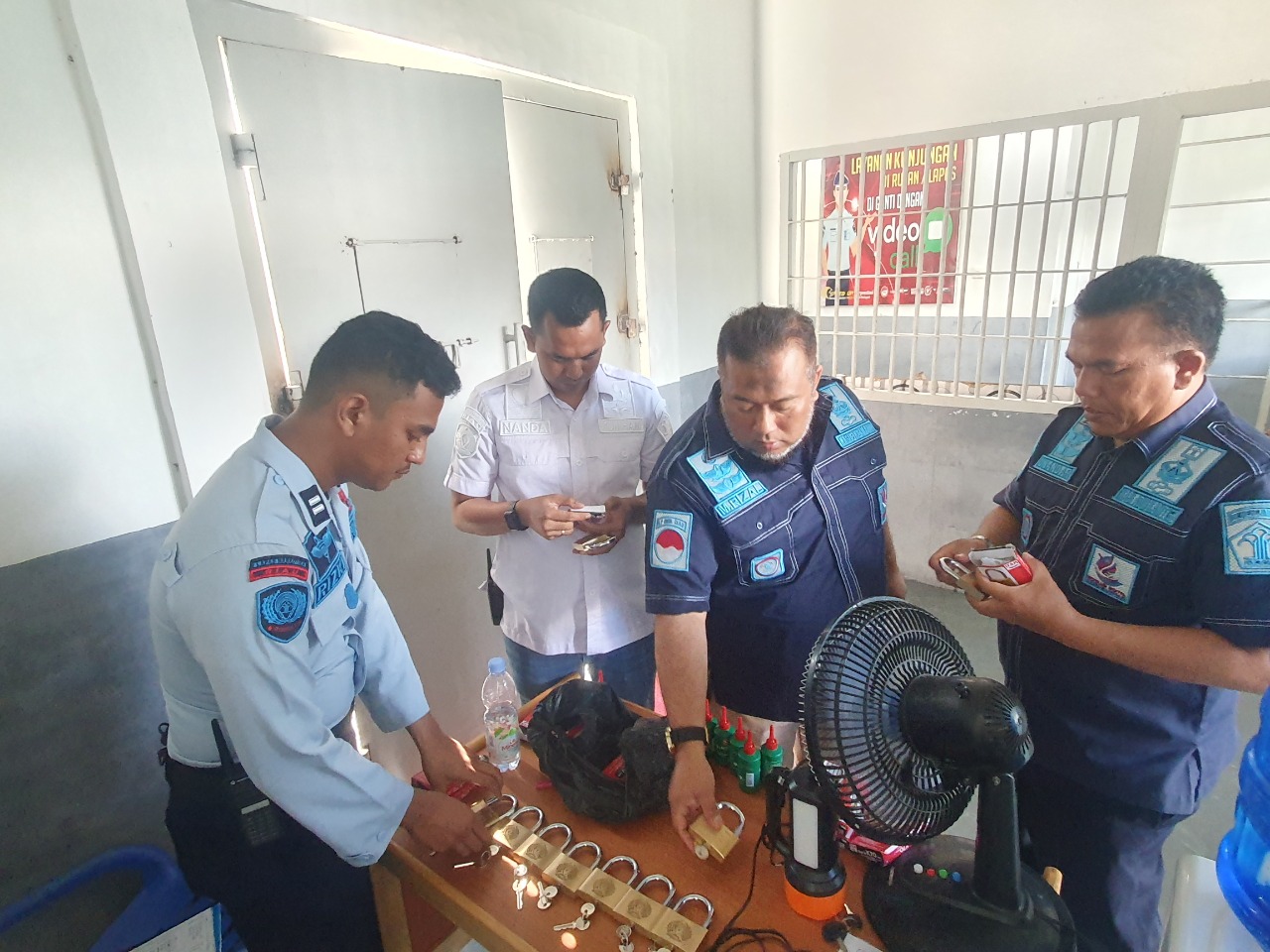Antisipasi Gangguan Kamtib, Lapas Narkotika Rumbai Lakukan Perawatan Gembok Kamar WBP
