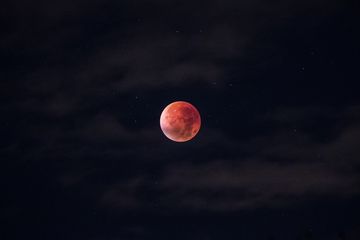 Bulan Strawberry Terjadi Pada Tanggal 24 Juni Ini, Supermoon Terakhir Ditahun 2021