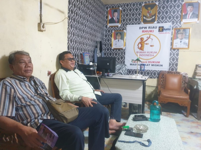 Silaturahmi Malam Hari, Ketua KNPI Riau Sambangi Kantor RHUKI