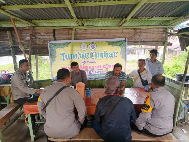Polsek Bandar Sei Kijang Laksanakan Jumat Curhat, Jalin Keakraban dengan Masyarakat