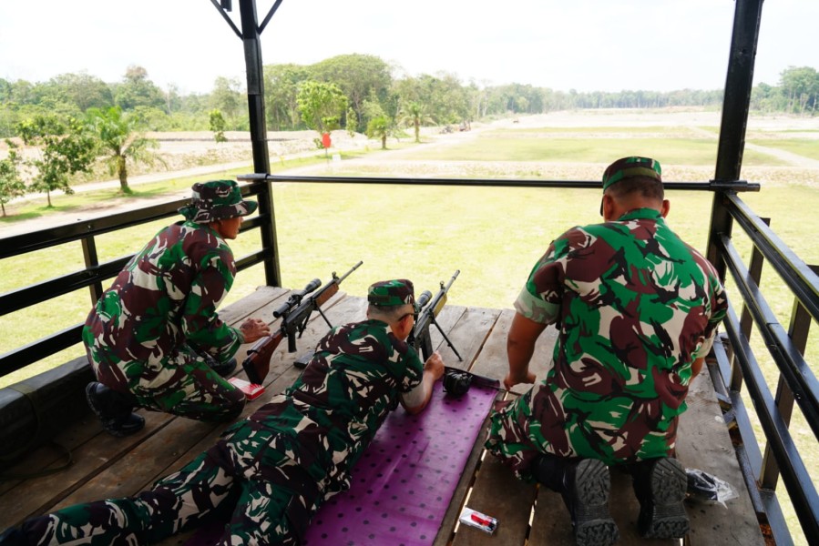 Danpuslatpur Resmikan Lapangan Tembak Terpanjang  800 M, Uji Akurasi Dengan Tembakan Perdana