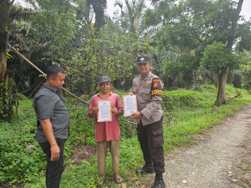 “Bhabinkamtibmas Polsek Sei Kijang Aiptu Doan Laksanakan Patroli Karhutla”