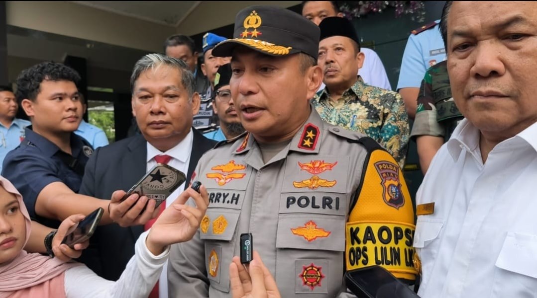 Negara Hadir di Nataru: Kapolda Riau dan Plt Gubernur Pastikan Ibadah Natal Aman
