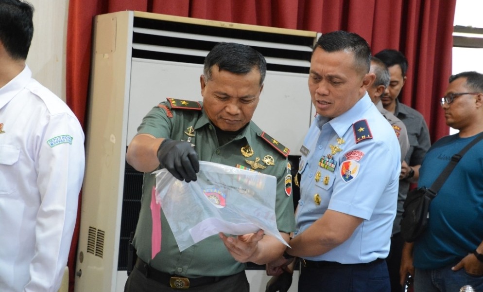 Danrem 031/WB Hadiri Rapat Evaluasi Karhutla di Provinsi Riau