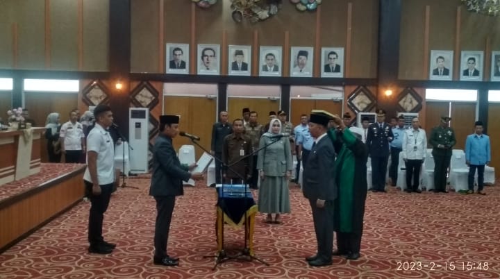 PJ Walikota Pekanbaru Muflihun Lantik Indra Pomi Jadi Sekdako Definitif