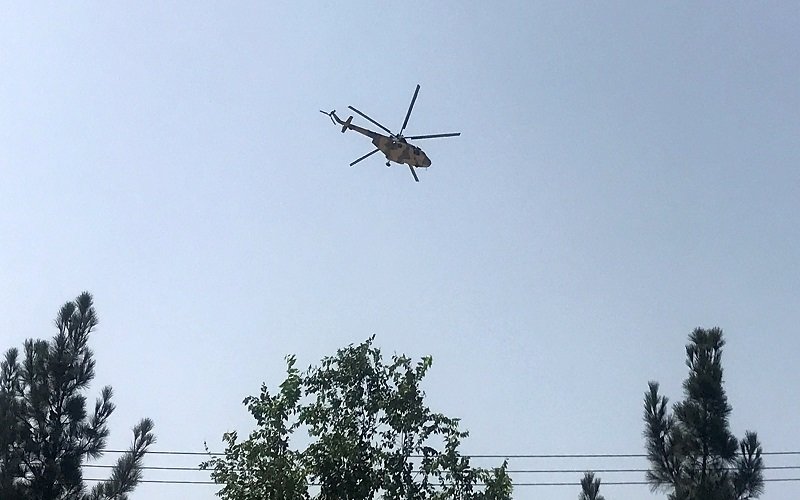 Presiden Afghanistan Mengungsi ke Oman Dengan Helikopter Penuh Dengan Uang