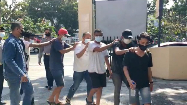 Pesan PSK Melalui Aplikasi Michat , Oknum Satpol PP Pekanbaru Dikeroyok Teman PSK