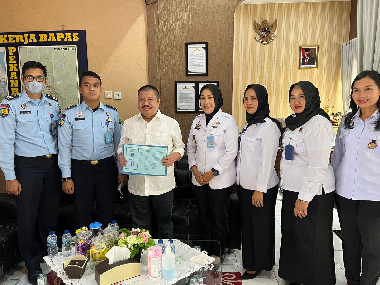 Eks Bupati Bengkalis Amril Mukminin Bebas Bersyarat