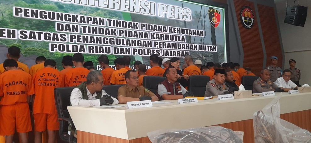 Polda Riau Ungkap Kasus Karhutla dan Perambahan Hutan: 46 Tersangka Diamankan