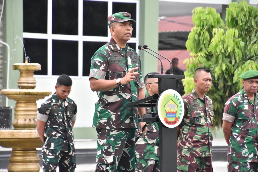 Libur Lebaran Bukan Alasan Lengah, Danrem 031/WB Brigjen TNI Dr. Agustatius Sitepu, S.Sos.,M.Si.,M.Han Minta Prajurit Tetap Pantau Perkembangan Wilayah