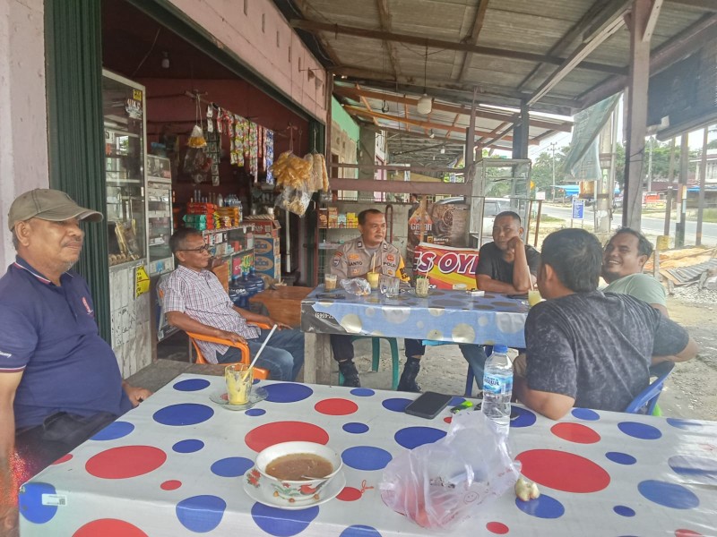 Bhabinkamtibmas Polsek Bandar Sei Kijang Laksanakan Sambang Kantor Desa