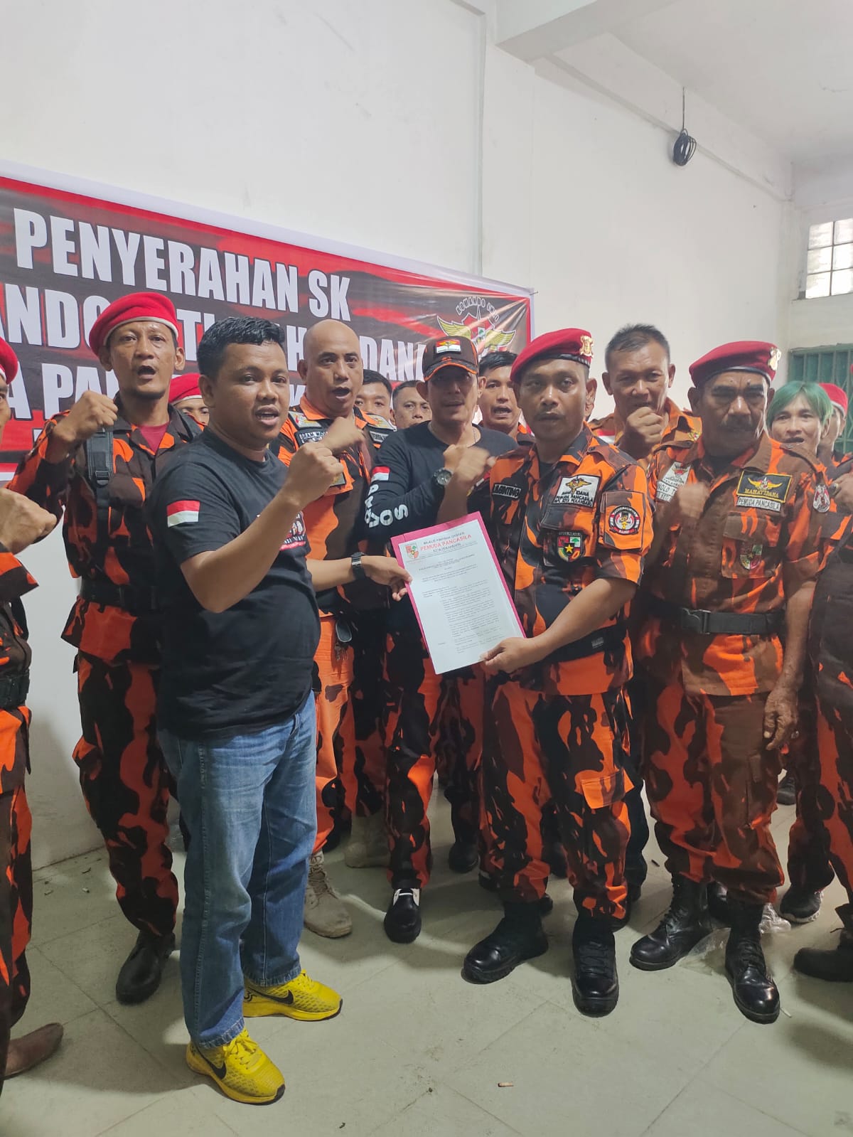 Terima SK, Ahmad Ginting Jabat Dankoti MPC PP Pekanbaru
