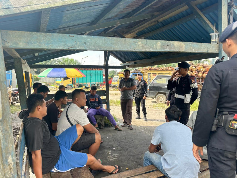 Jaga Stabilitas Situasi Menjelang Pilkada 2024, Batalyon C Pelopor Laksanakan Patroli Dialogis
