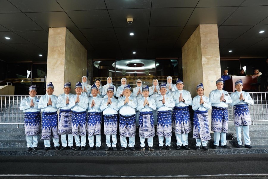 Pangdam XIX Tuanku Tambusai Hadiri Upacara Hari Jadi Ke-69 Provinsi Riau di Pekanbaru