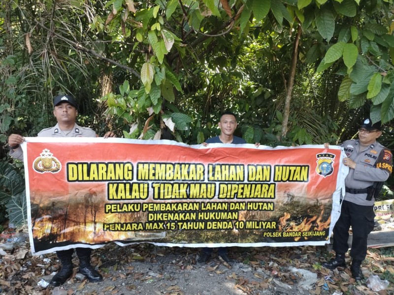 “Polsek Bandar Sei Kijang Kembali Laksanakan Patroli Karhutla”