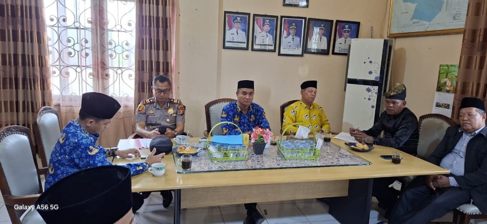 Kapolsek Bandar Sei Kijang Hadiri Rapat Koordinasi Bersama Upika,Perkuat Sinergitas Forkompimcam