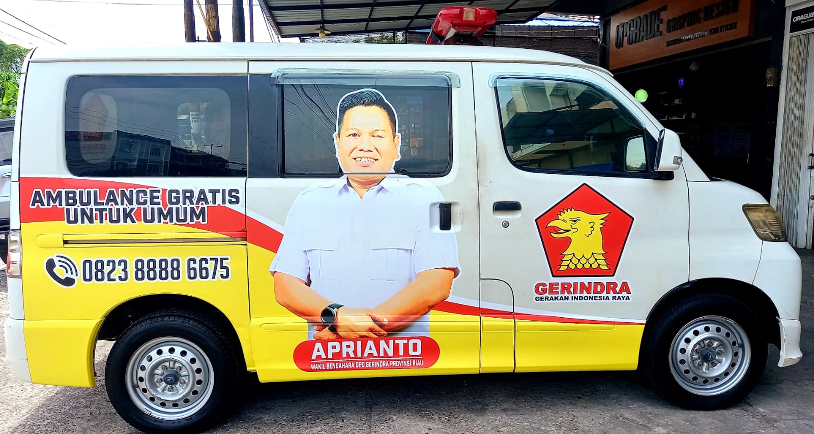 Aprianto Wakil Bendahara DPD Gerindra Provinsi Riau Sediakan Ambulance Gratis Untuk Masyarakat