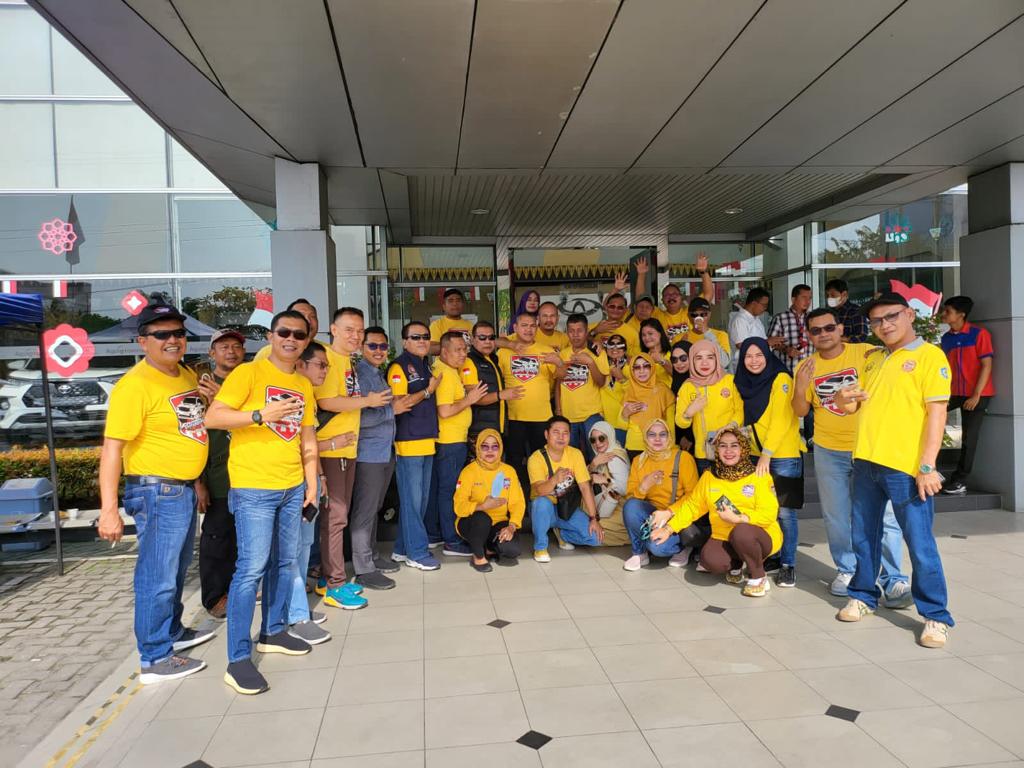 Agung Toyota SM. Amin Lepas Forci Chapter Riau Touring Lintas Provinsi