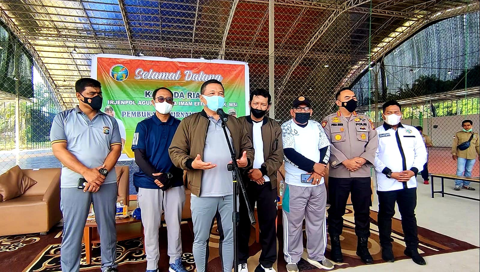 Kapolda Riau Mutasi Jajarannya , Kanit Reskrim Polsek Tambusai Utara Yang Viral Ancam Tersangkakan Korban Dimutasi