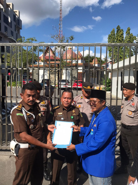 PKC PMII Riau Gelar Aksi di Kejaksaan Tinggi Riau, Sebut Kadis PUPR PKPP Riau Otak Dugaan Mafia Proyek