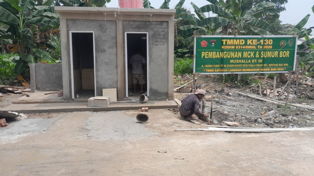 Atasi Kesulitan Air Bersih, Satgas TMMD ke-130 Kodim 0314/Inhil Kejar Pembangunan MCK di Kuala Lemang