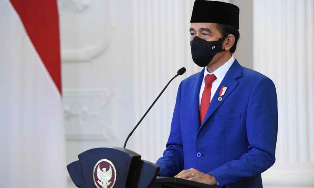Presiden Jokowi Minta Pengembangan Mobil Listrik Dipercepat