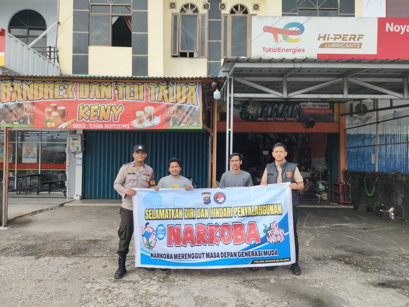 Polsek Bandar Sei Kijang Gencar Sosialisasi Bahaya Narkoba di Km 35 Lintas Timur
