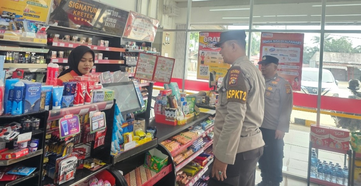 Patroli KRYD!!! Tingkatkan Kamtibmas, Polsek Bandar Sei Kijang Patroli Rutin di Pusat Ekonomi Warga