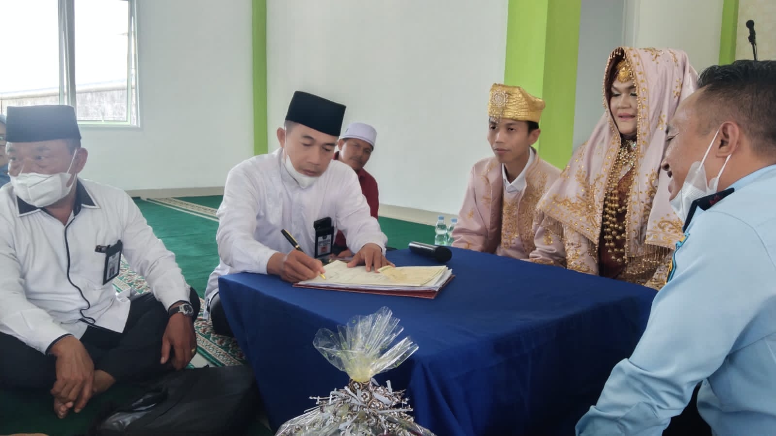 Cinta Lama Berujung Sah, WBP Langsungkan Pernikahan di Lapas Narkotika Rumbai