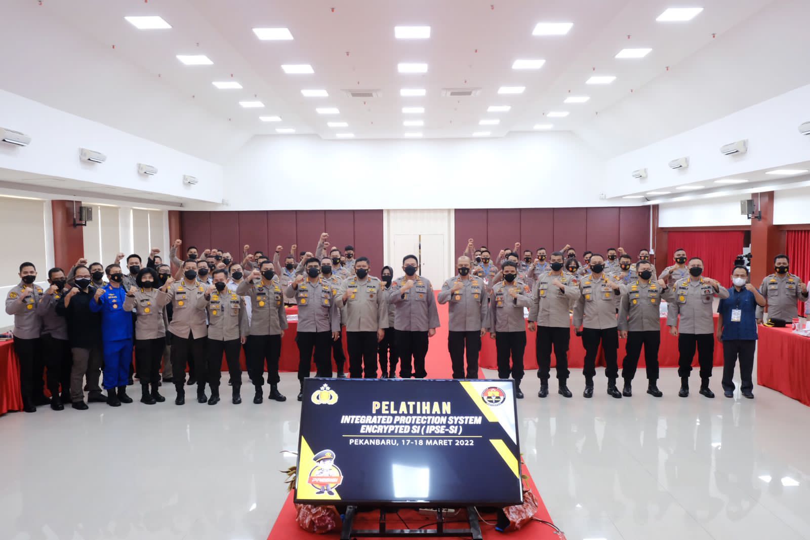 Kapolda Riau Membuka Resmi Pelatihan Operator Kehumasan Jajaran Polda Riau dan Kepri