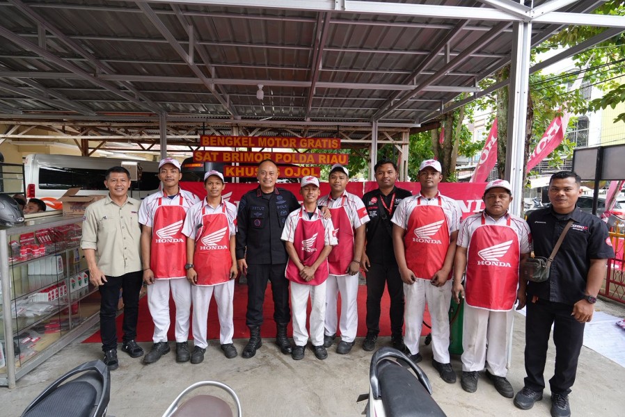 Brimob Riau Luncurkan Bengkel Gratis untuk Ojol, Servis hingga Ganti Oli Tanpa Biaya