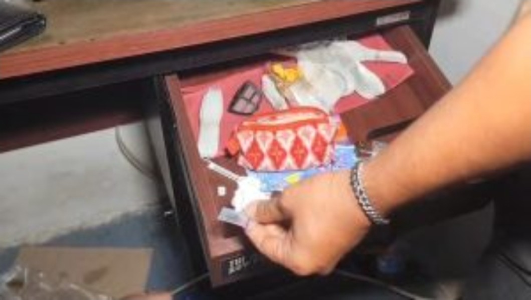 Jatuh ke Dunia Gelap: Dua Mantan Polisi Diciduk Bersama 71 Pil Ekstasi