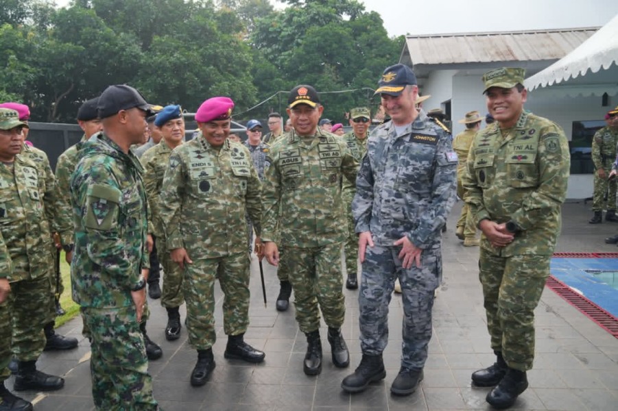 Aksi Prajurit Petarung Marinir Pukau Panglima Australia Saat Kunjungi Markas “Hantu Laut”