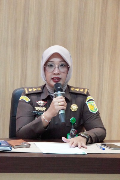 Kejaksaan Tinggi Sumsel Serahkan 4 Tersangka Korupsi Pasar Cinde