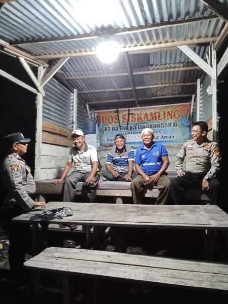 Polsek Bandar Sei Kijang Sambang Ke Pos Sat Kamling, Perkuat Sinergi dan Keamanan