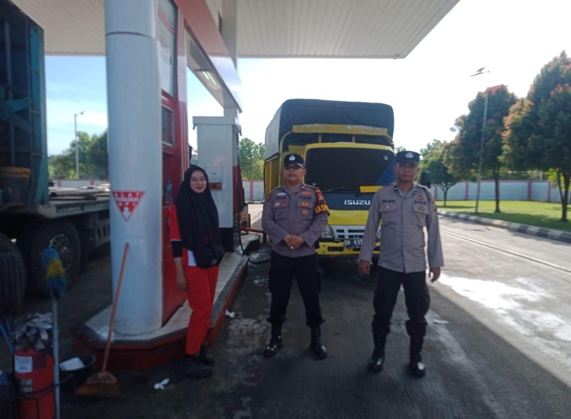 Polsek Bandar Sei Kijang Laksanakan Kegiatan Rutin Yang Ditingkatkan (KRYD) untuk Harkamtibmas Kepada Karyawan SPBE